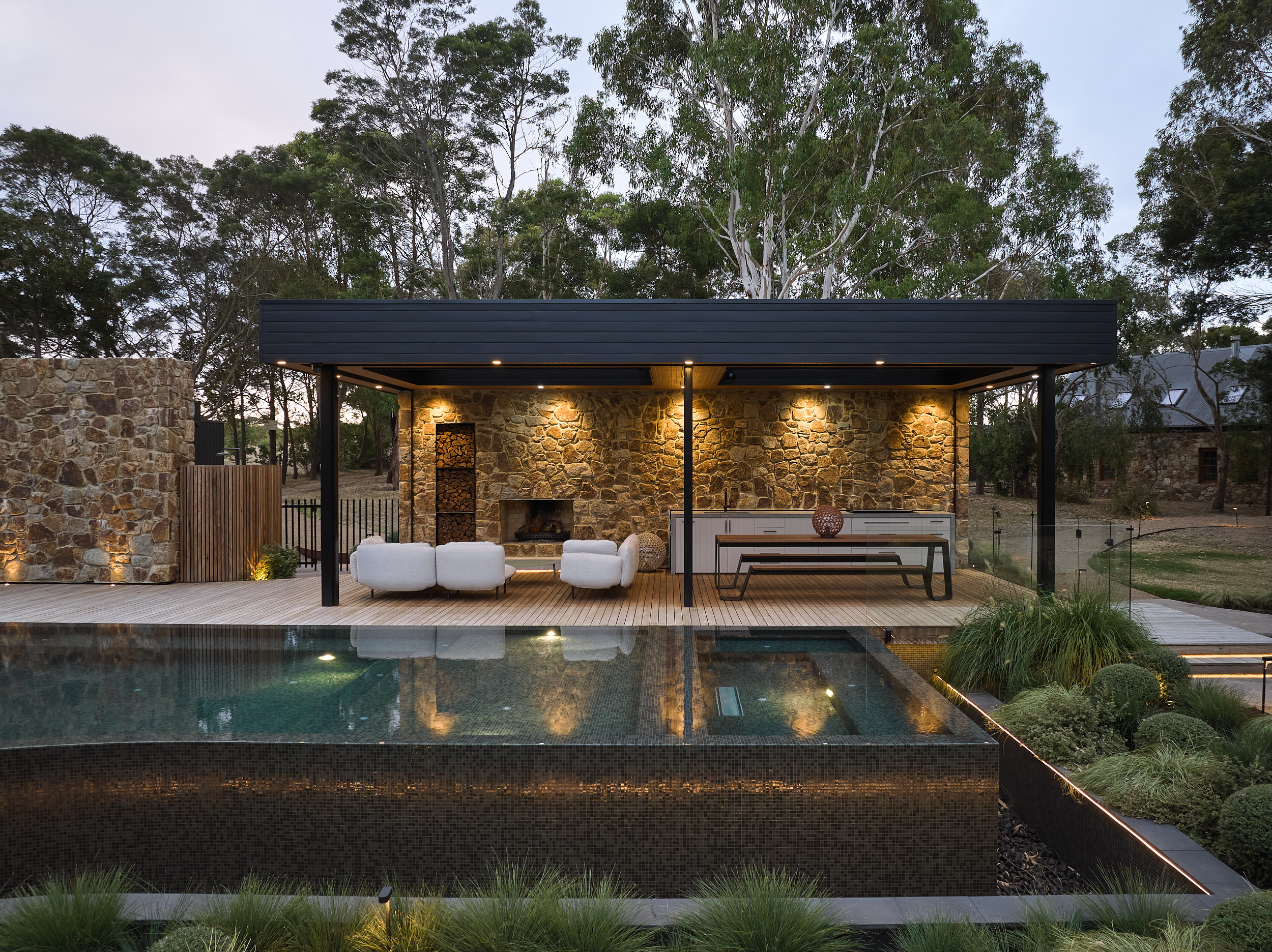 Resort Pool - Mornington Peninsula Builders - Coastal Builders